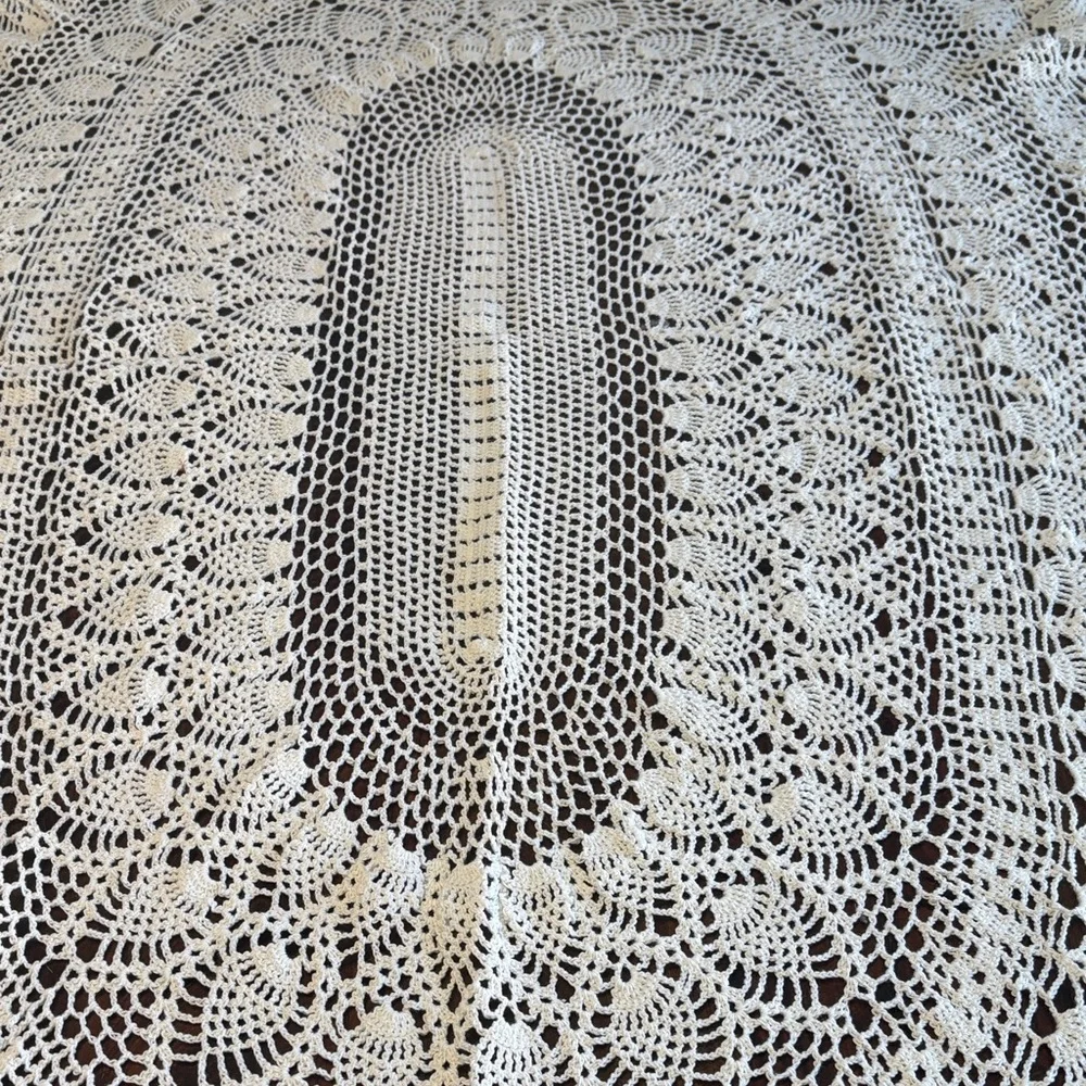 Vintage Large Handmade Oval Crochet Lace Tablecloth - White- OH MY! 36